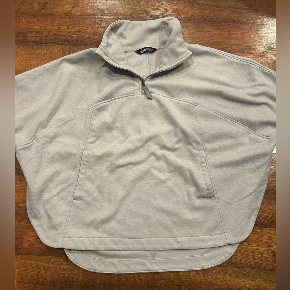 The North Face Slacker Poncho Women's Gray Size Small Medium